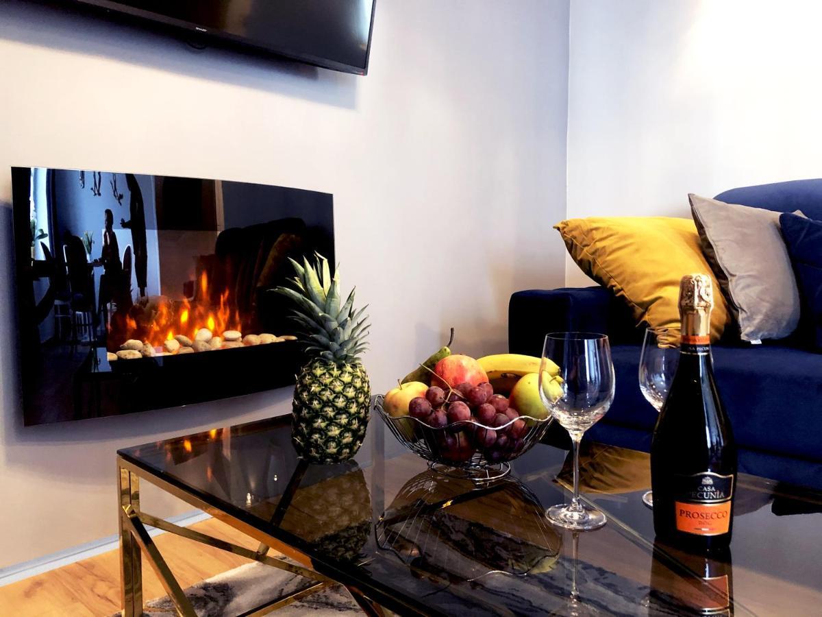 Ideal Apartments Przy Bazylice Mariackiej Гданск Екстериор снимка