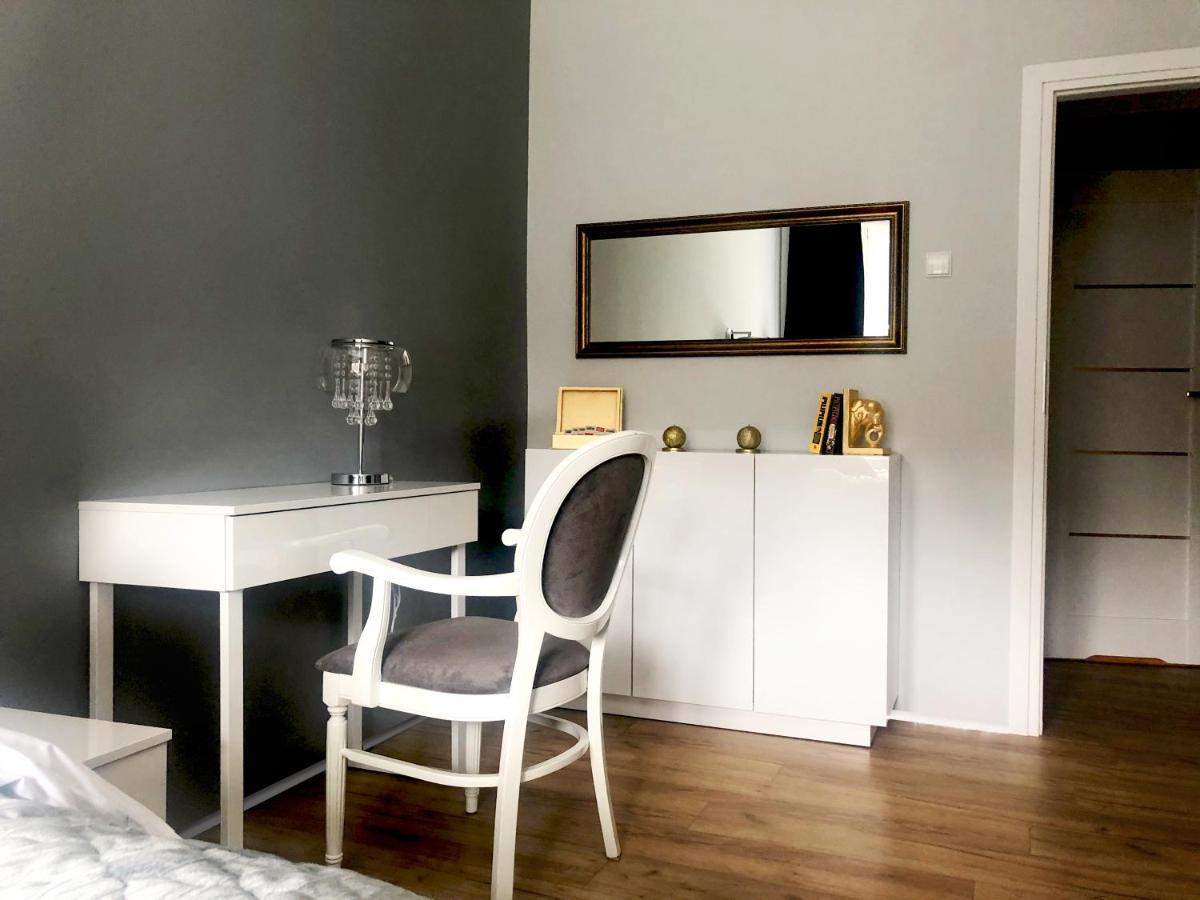 Ideal Apartments Przy Bazylice Mariackiej Гданск Екстериор снимка